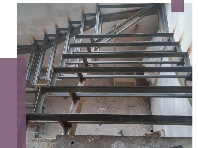Демонтаж лестниц в Муре от 4288 руб. 