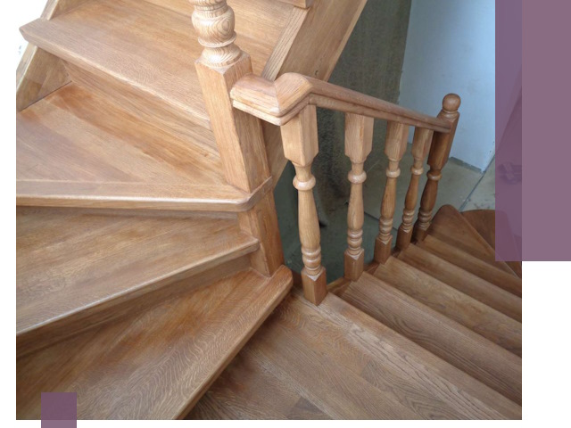 Дубовые лестницы под ключ в Муре: изготовление и монтаж