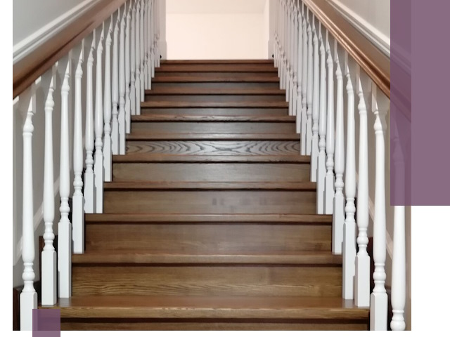 Лестницы из ясеня на заказ в Муре — изготовление и монтаж