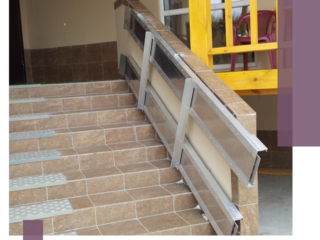 Откидные пандусы под ключ в Муре — монтаж и демонтаж